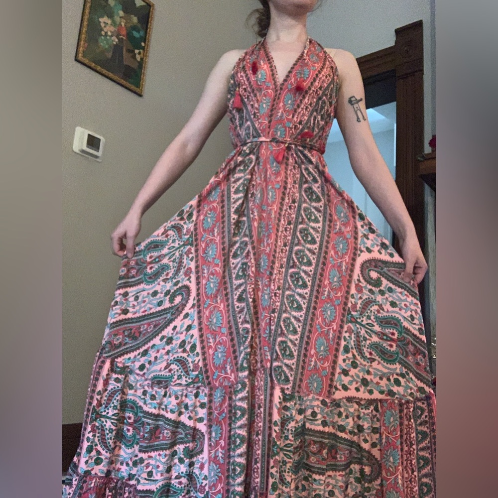 Gorgeous NWOT never worn summer/beach/vacation dress